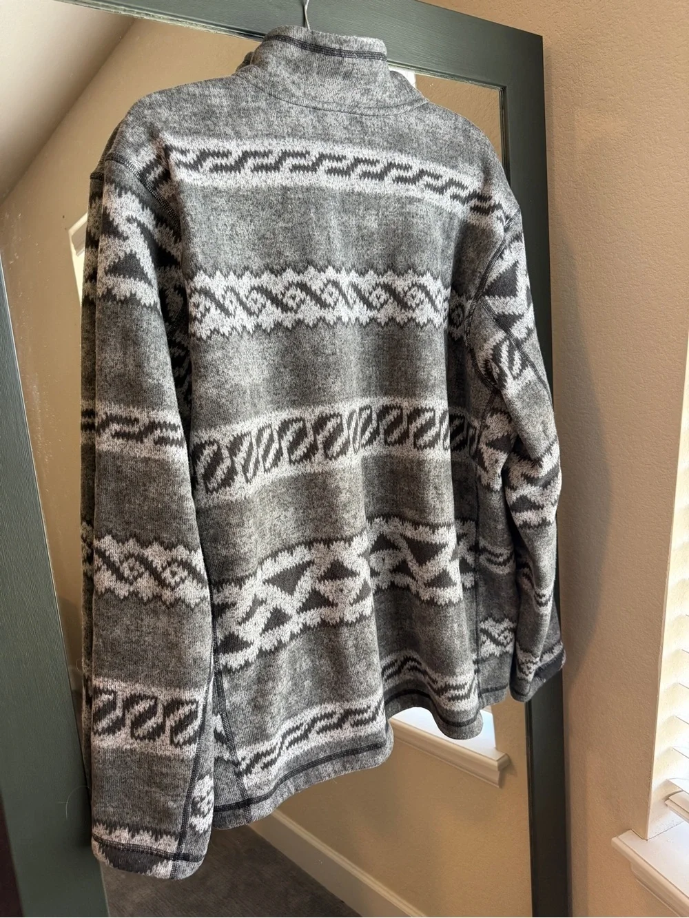 The North Face Gordon Lyons 1/4 Zip Fleece Pullover Mens XXL Gray Aztec Tribal